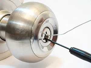 Unionville CT Locksmith Store Unionville, CT 860-385-1081 - key-making